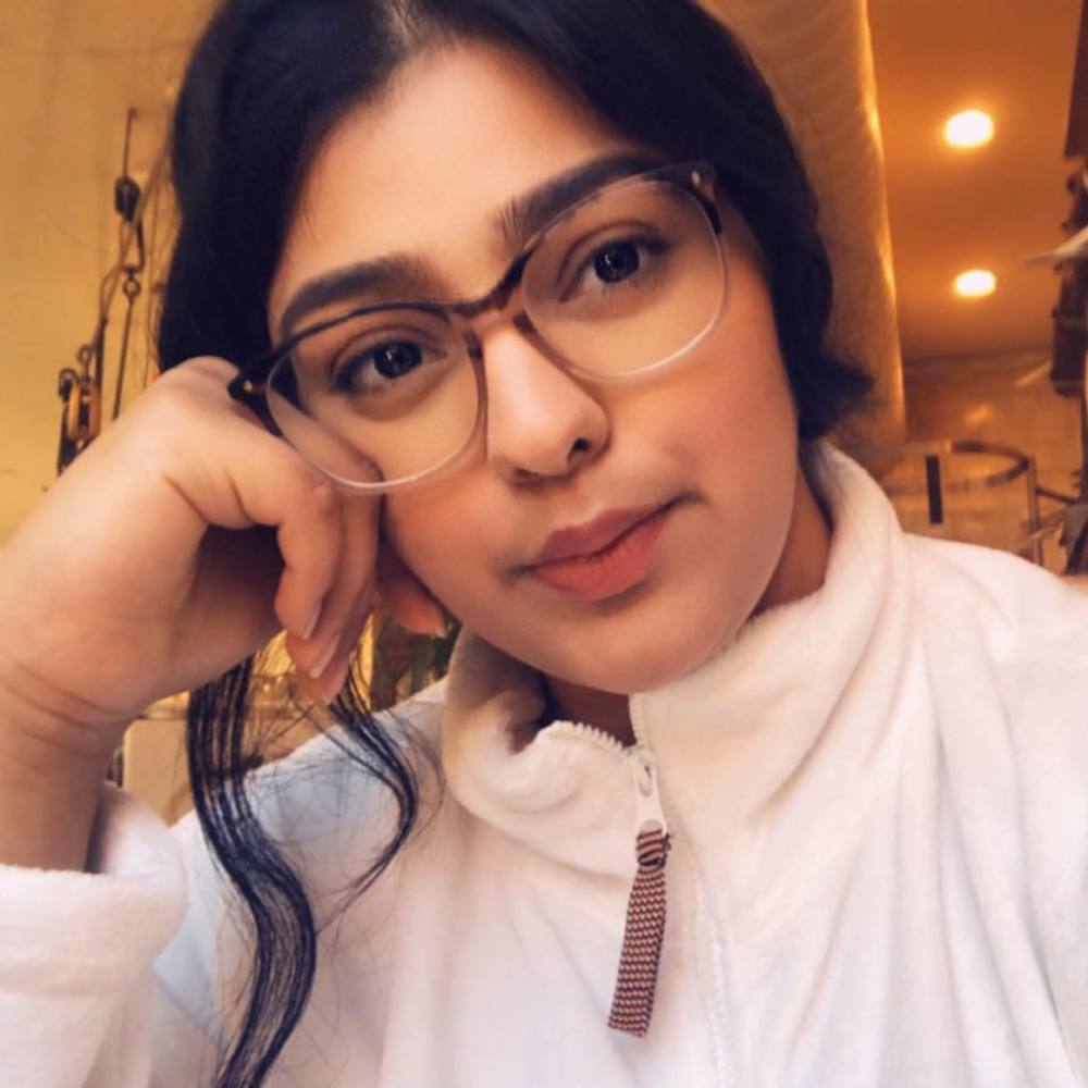 Meet your Posher, Jasmine